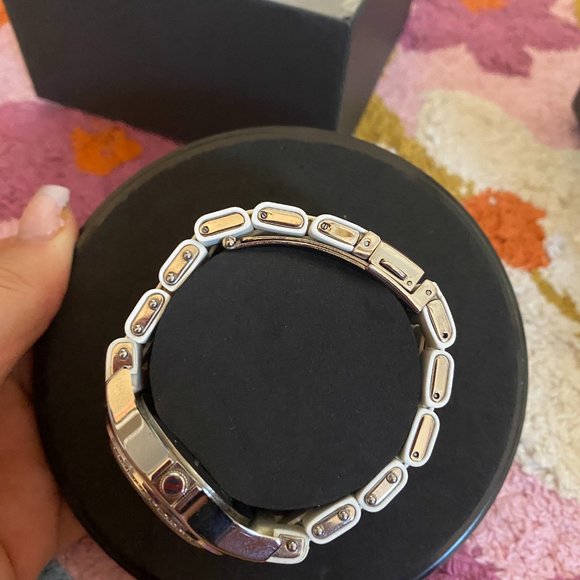 Marc by Marc Jacobs White Watch with crystals and silicone strap - Picture 6 of 9